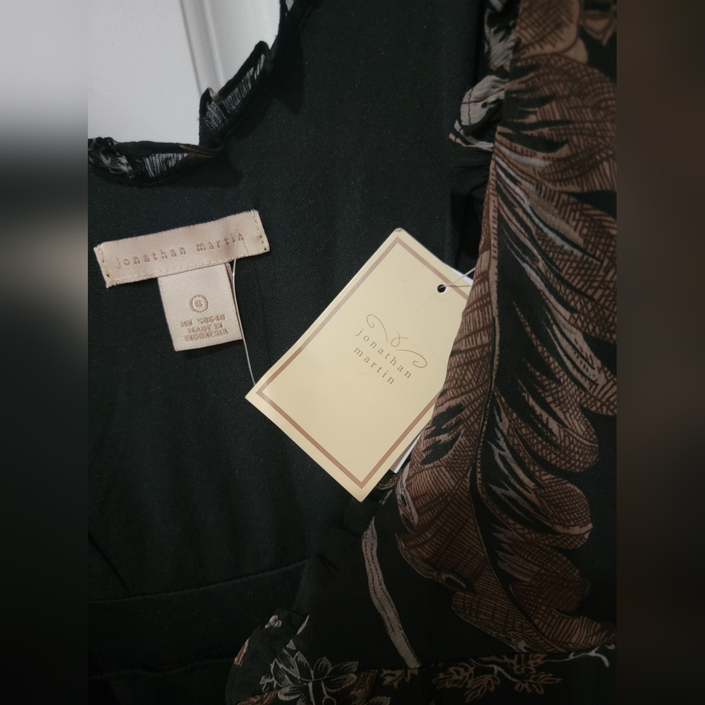 Dress - Picture 10 of 13